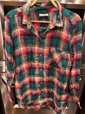 American Eagle Outfitters Teal, Red & Yellow Plaid Button-Down Shirt